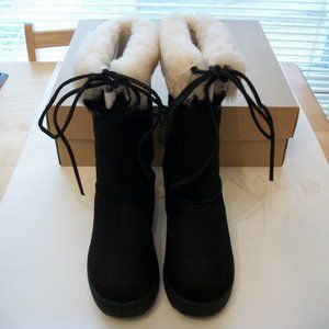 New With Box UGG Ultimate Cuff Size 6 Black